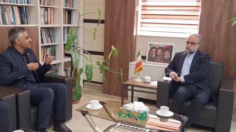 دادستان اردبیل بر همکاری کانون وکلا در حمایت حقوقی از سرمایه‌گذاری تأکید کرد