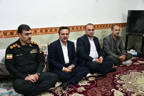 دیدار معاون استاندار گلستان با خانواده شهدای انتظامی