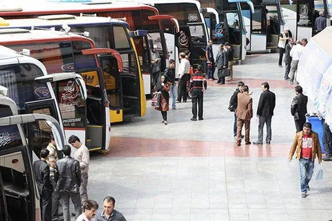 جابه‌جایی بیش از ۶۰۰ هزار مسافر در ایلام؛ ضرورت شتاب‌بخشی به ایمن‌سازی و تکمیل طرح‌های نیمه‌تمام راه‌های استان