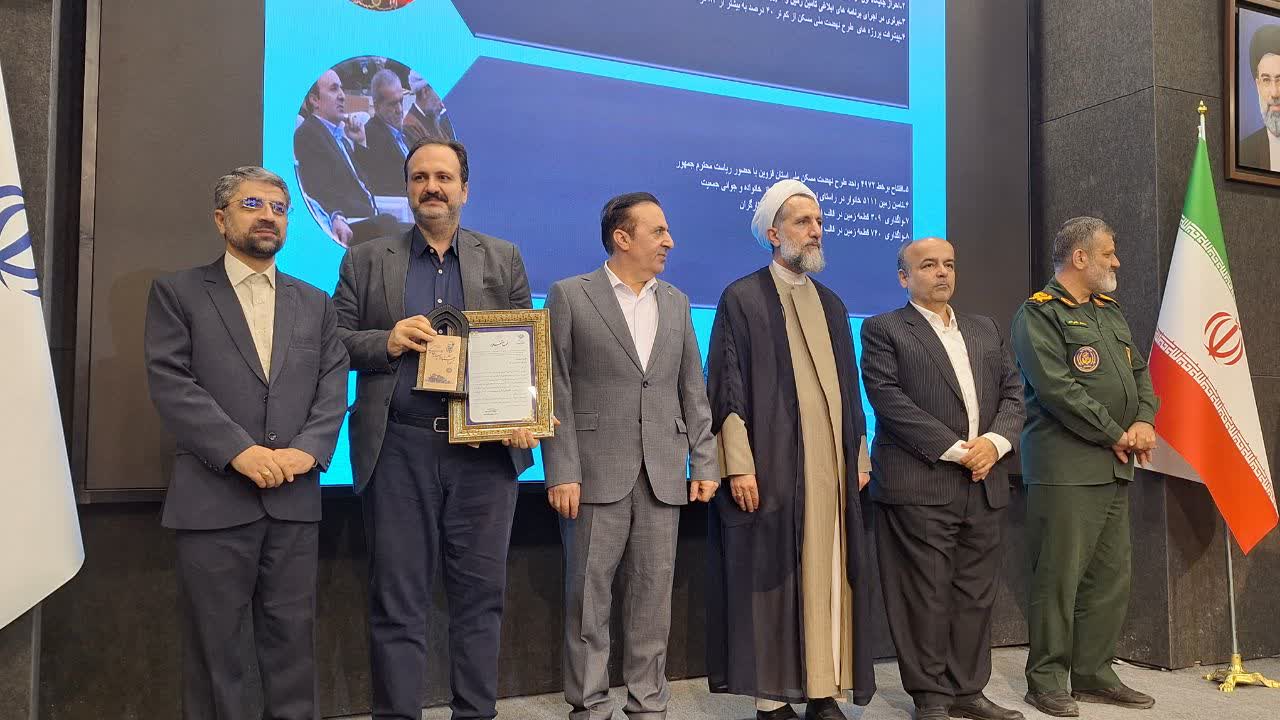 ۱۲ دستگاه اجرایی برتر جشنواره شهید رجایی استان قزوین معرفی شدند