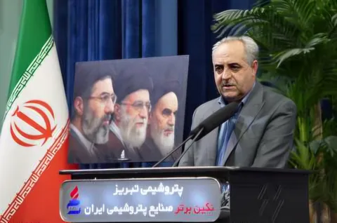 اهمیت مشروطه در تغییر منطق حکمرانی و عبور از اقتدار فردی به اقتدار نهادی است