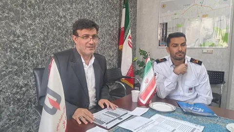 شاکری : آتش نشانان حتی برای ورود زنبور به منزل هم اقدام کردند