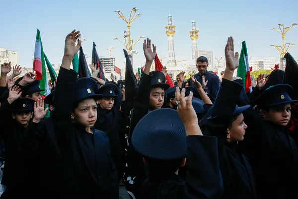  عزاداری هیئت کودکان در حرم مطهر امام هشتم(ع)