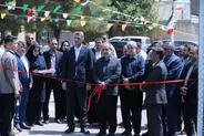زمین چمن مصنوعی مدرسه دخترانه عصمت در شهر زیاران افتتاح شد 