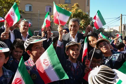 آیین نواختن زنگ آغاز سال تحصیلی در دبستان شهید عباسی
