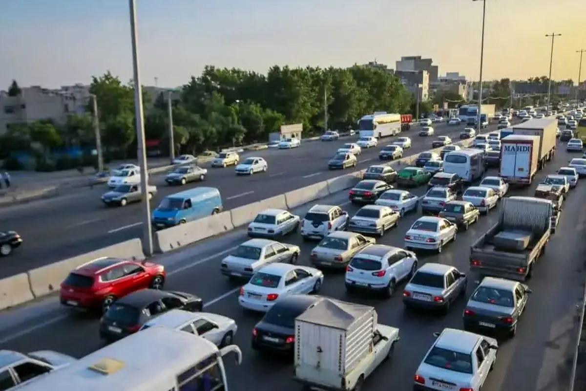 ۶۲ درصد خودروهای در حال تردد در پایتخت تک‌سرنشین هستند