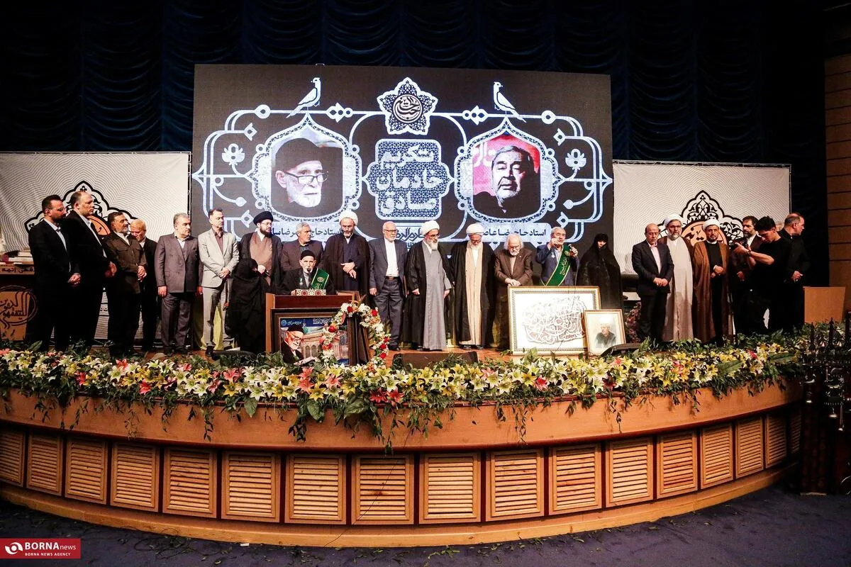 آیین تکریم دو چهره ماندگار عرصه ستایشگری اهل‌بیت (ع) در قم برگزار شد