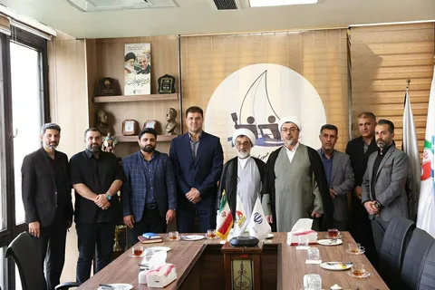بازدید دبیر شورای عالی انقلاب فرهنگی از فدراسیون‌های فوتبال، قایقرانی و دوچرخه‌سواری