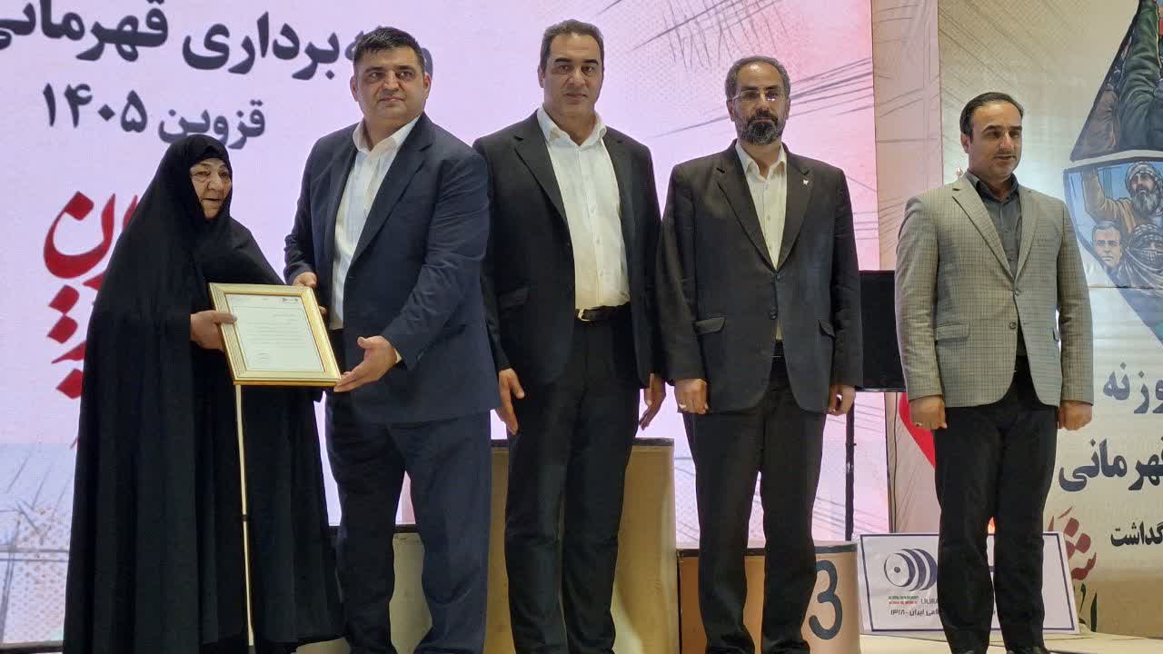 گیلان قهرمان مسابقات وزنه برداری بزرگسالان کشور شد 