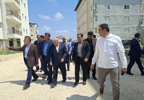 بازدید سرزده و میدانی استاندار مازندران از پروژه مسکن ملی میاندورود؛ پیگیری فوری چالش‌های زیرساختی