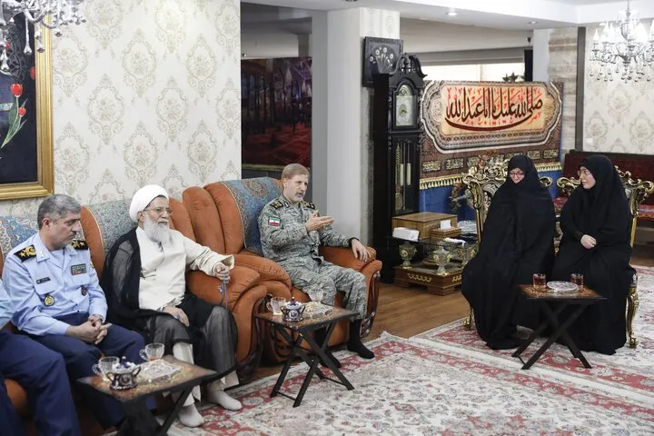 فرمانده کل ارتش: شهید نصیرزاده فرمانده‌ای شجاع، مؤمن، متواضع و متشرع بود