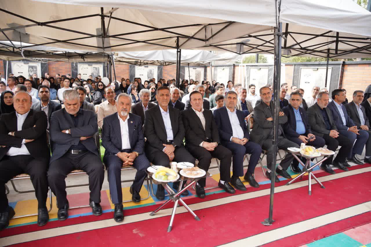 عدالت آموزشی موتور محرک توسعه پایدار کشور است/درمانگاه« مادر» در فتح آباد احداث می شود