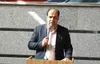 فرماندار خمین: آتش‌نشانی عشق و مسئولیت‌پذیری است