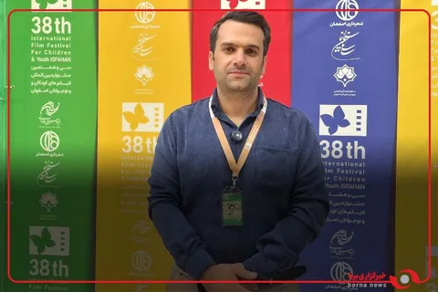 بهمن رضایی: «پاپا بندری» ادای دینی به بچه‌های میناب بود