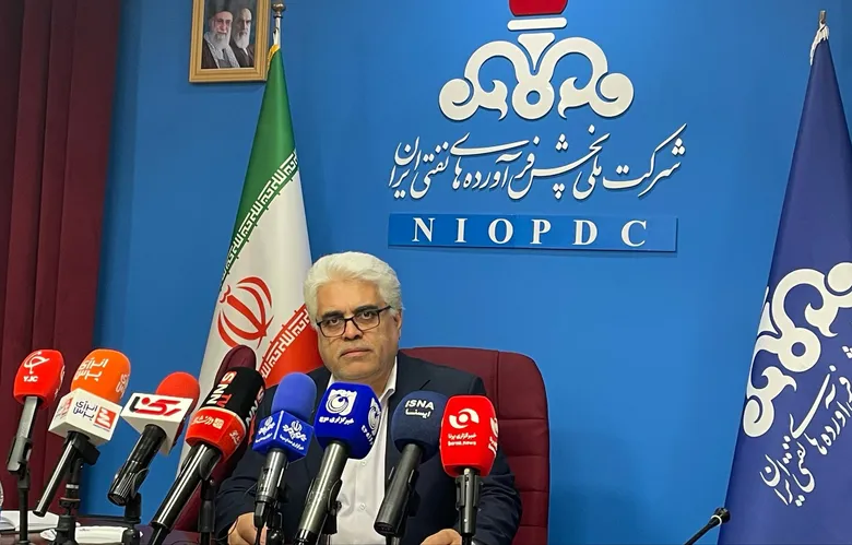 سهم ۴۱ درصدی کارت‌های جایگاه از سوخت‌گیری بنزین کشور