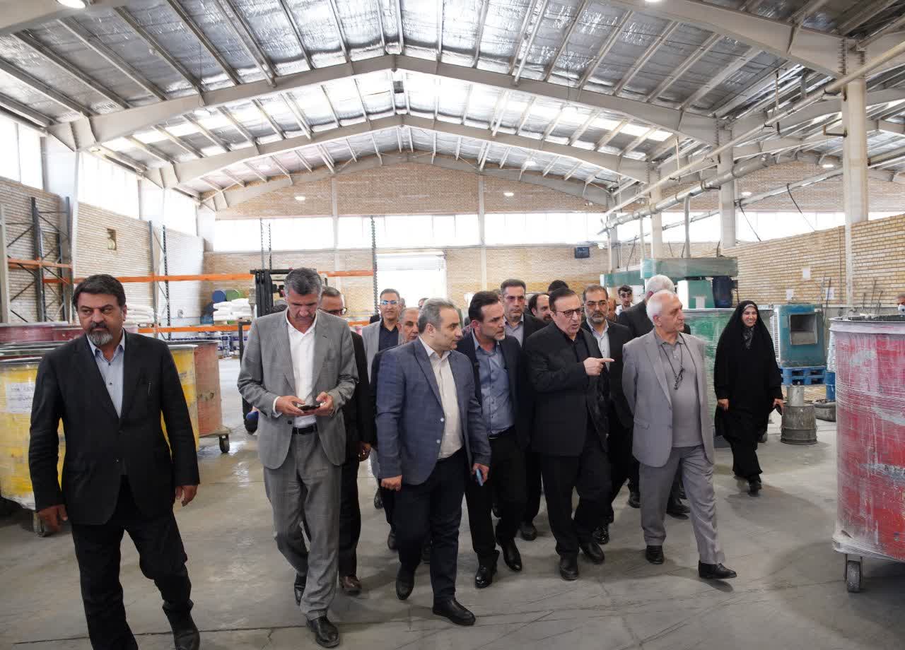 استاندار قزوین از چند واحد تولیدی در شهرک صنعتی کاسپین بازدید کرد استاندار قزوین از چند واحد تولیدی در شهرک صنعتی کاسپین بازدید کرد