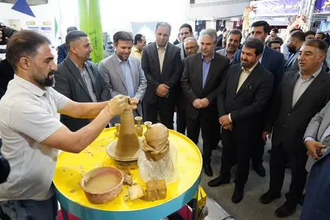 پیش‌بینی ۱۲ همت تسهیلات برای حوزه‌های صنایع‌دستی و بوم‌گردی