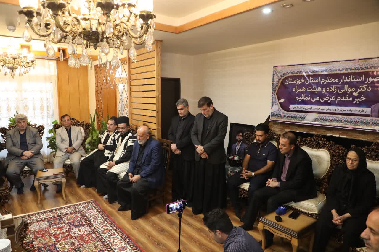 تجلیل استاندار خوزستان از اقدام فداکارانه خانواده بابادی در اهدای اعضای بدن فرزنشان؛ موالی‌زاده: نام امیرحسین در زمره شهیدان گران‌قدر ثبت می‌شود