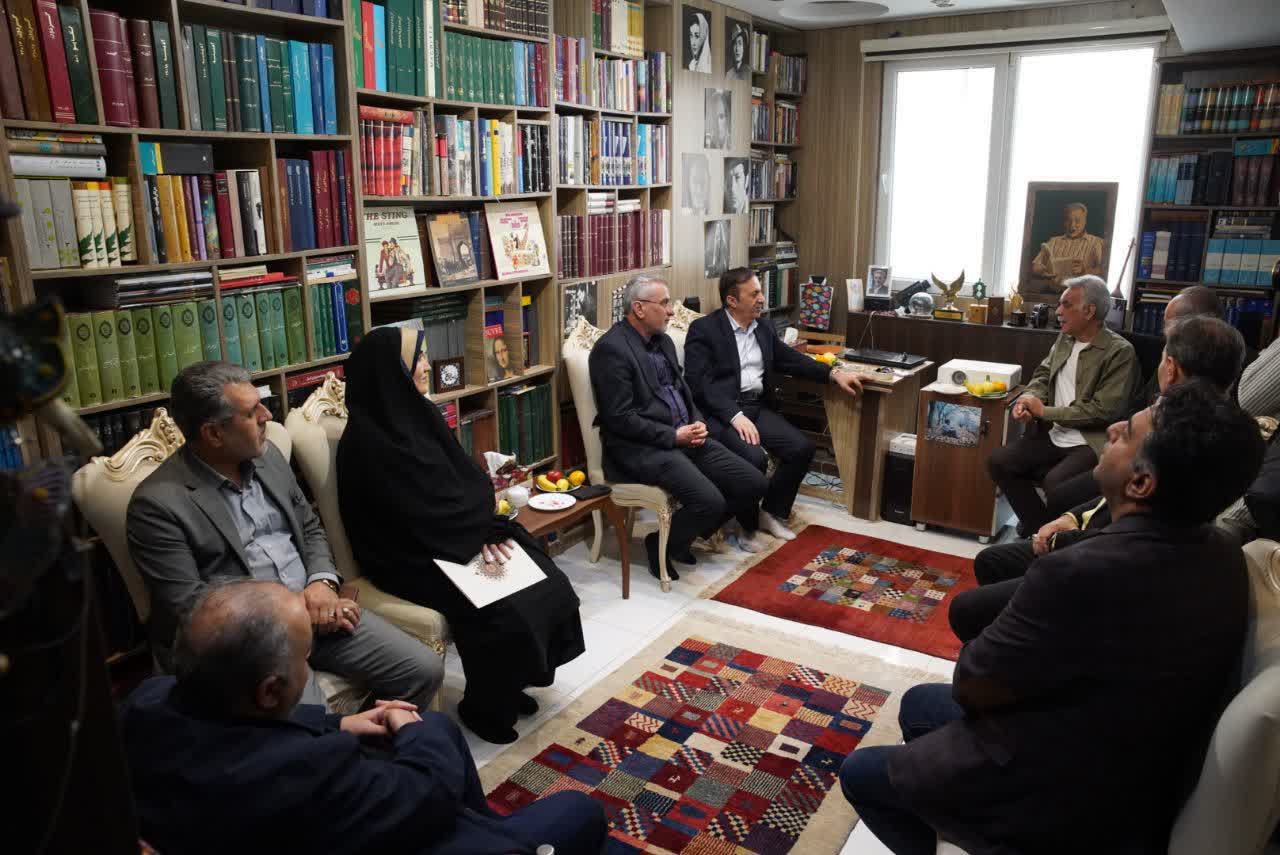 دیدار استاندار قزوین با حسن لطفی، از نامآوران سینما و ادبیات داستانی استان دیدار استاندار قزوین با حسن لطفی، از نامآوران سینما و ادبیات داستانی استان