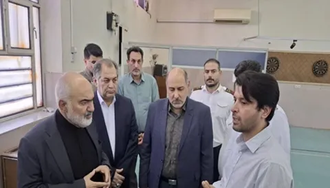 خوابگاه دانشجویی دانشگاه علوم پزشکی اهواز از چرخه اسکان خارج شد/ انتقال اضطراری ۱۸۰ دانشجو
