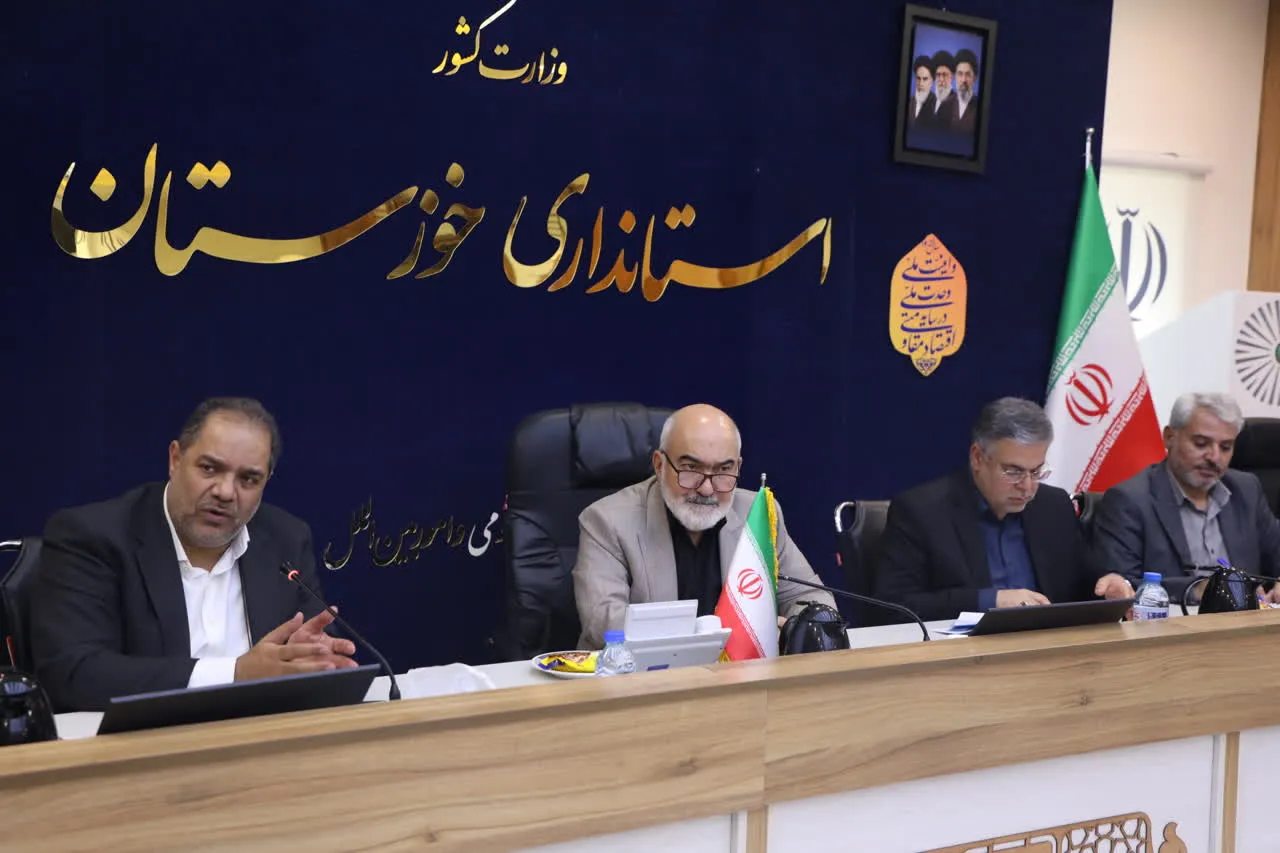 استاندار: ایجاد شهرک صنعتی در ملاشیه اهواز در دستور کار قرار گرفت / از ساخت ۳۳ مدرسه تا توسعه صنایع و کشاورزی؛ برنامه‌های بنیاد مستضعفان برای سرمایه‌گذاری در خوزستان