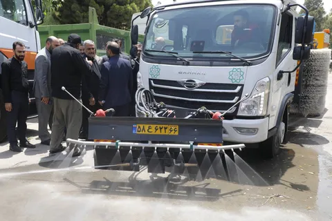 اعزام ۷۶ دستگاه ماشین‌آلات خدمات شهری برای خدمت‌رسانی به زائران اربعین