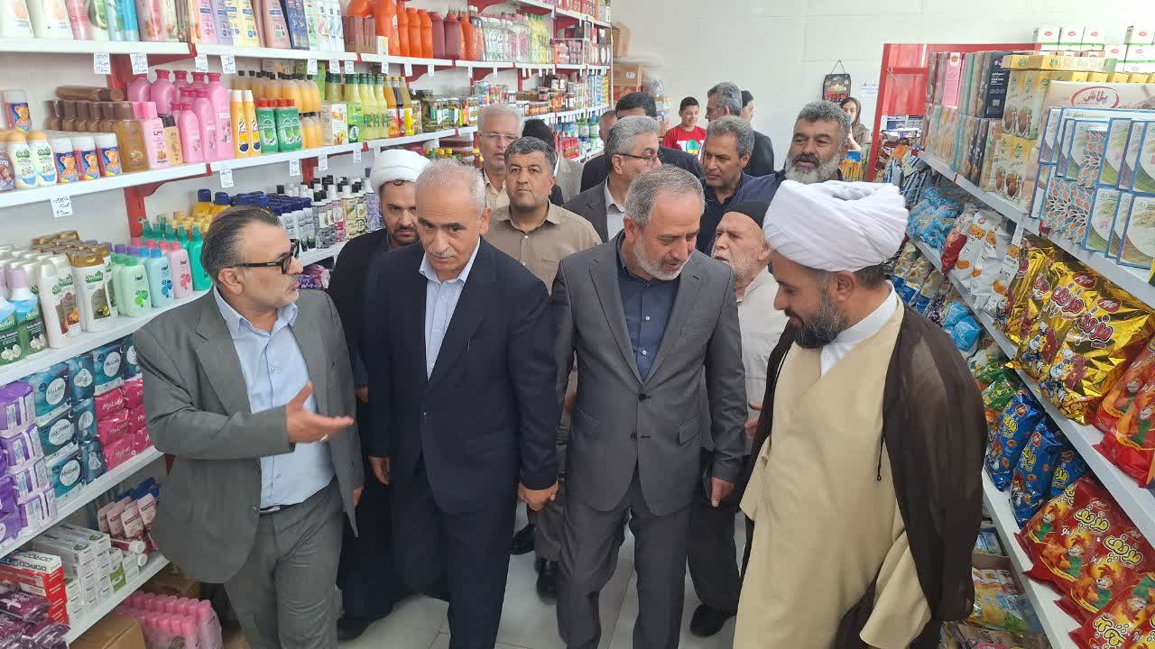 چهاردهمین روستا بازار استان قزوین در اقبالیه افتتاح شد 