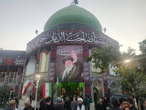 مراسم بزرگداشت شهادت رهبر انقلاب اسلامی در امامزاده علی‌اکبر (ع) چیذر تهران برگزار شد