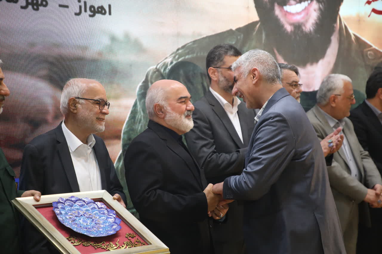 استاندار خوزستان: جهان‌آرا الگویی تمام‌عیار برای نسل امروز است / نام جهان‌آرا هیچ‌گاه خاموش نخواهد شد