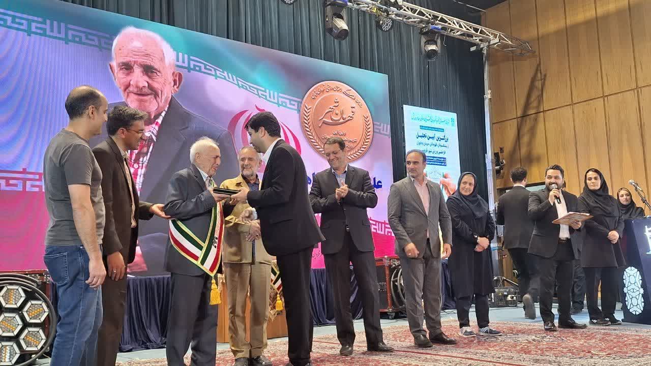 افزایش اعتبارات فرهنگی و هدایای ورزشکاران شهرداری قزوین