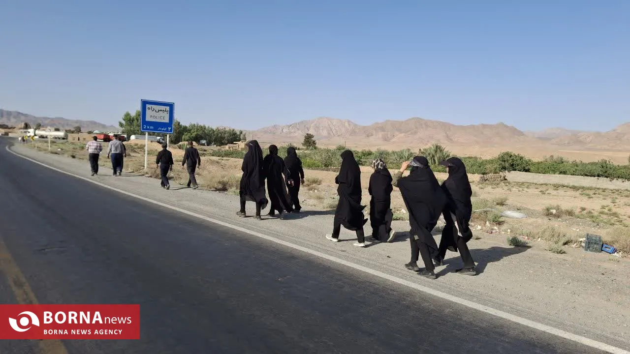 پیاده روی در روستای رباط پشت بادام پیاده روی در روستای رباط پشت بادام
