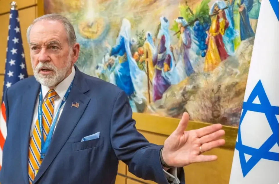 مانیفست صهیونیسم مسیحی در قلب سیاست خارجی واشنگتن/ هاکابی: از نیل تا فرات به اسرائیل تعلق دارد!