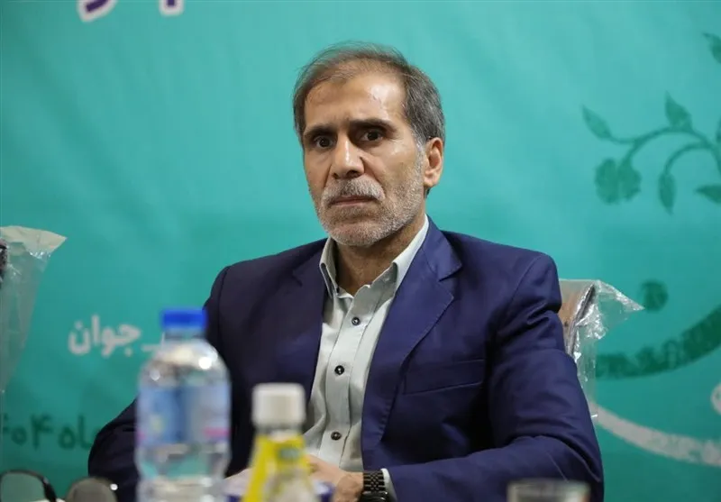 فاطمه محیطی‌زاده شایسته تقدیر است؛ مردم یزد منتظر توضیح شفاف فدراسیون هستند