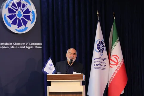 استاندار خوزستان: آینده مبادله های تجاری با عراق بسیار مثبت است / احیای اقتصادی خرمشهر و آبادان در گرو توسعه بخش خصوصی است