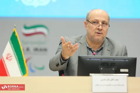 قدردانی مناف هاشمی از انضباط مالی/ بهبود معیشت کارکنان اولویت سال جاری است