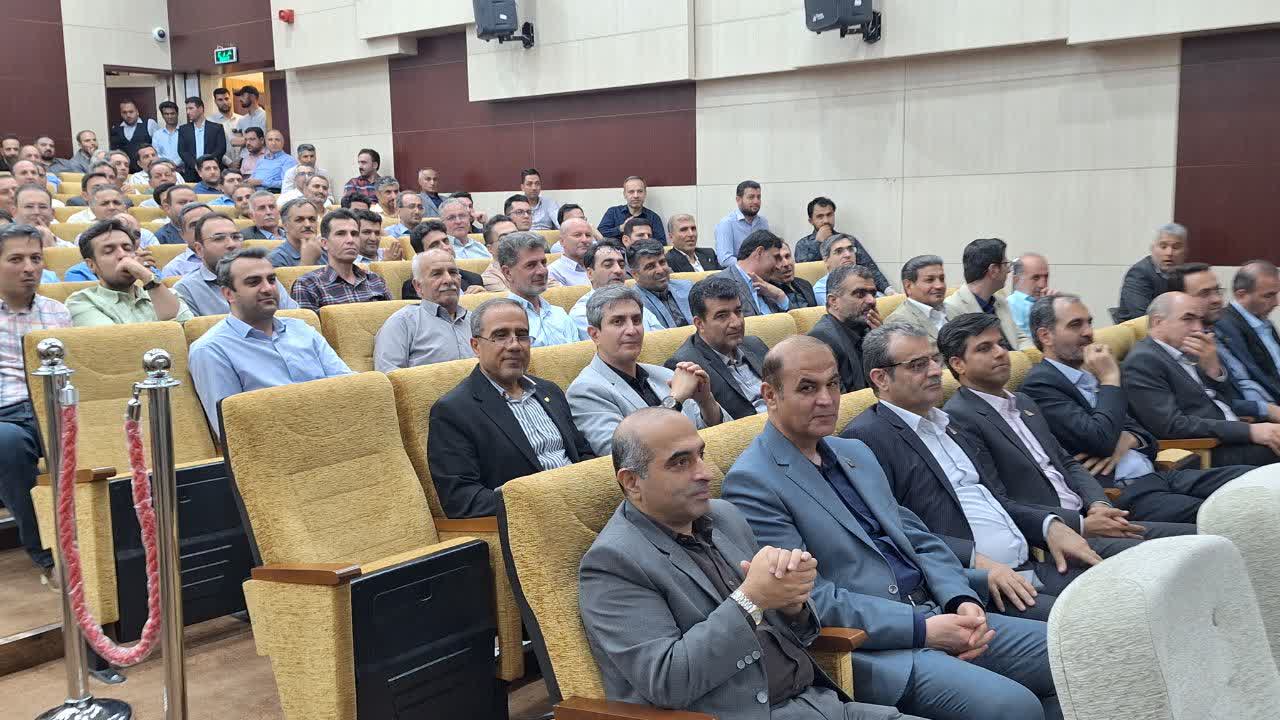 قزوین در اقتصاد ملی نقش اساسی دارد/ نقشه راه عبور از چالشهای گاز تدوین شده است قزوین در اقتصاد ملی نقش اساسی دارد/ نقشه راه عبور از چالشهای گاز تدوین شده است