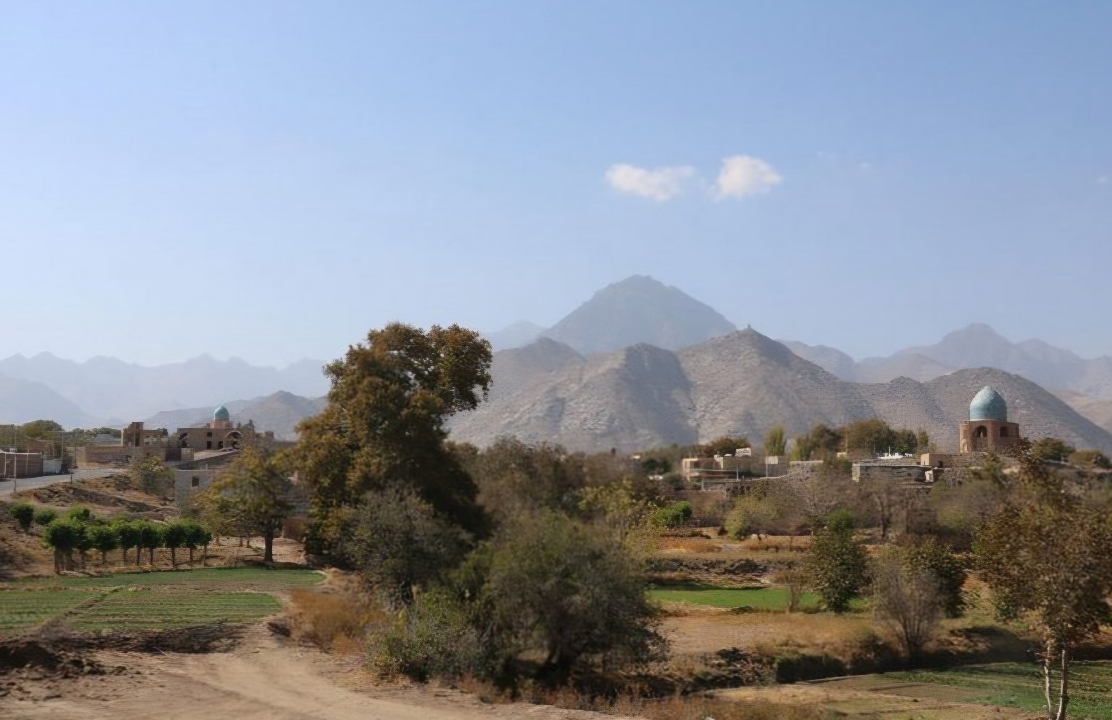 نطنز شهرجادویی؛ از آتشکده ساسانی تا غار پریان