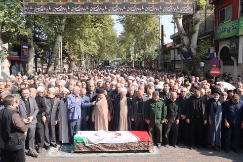 با حضور استاندار گیلان؛ مراسم تشییع پیکر آیت‌الله قربانی برگزار شد