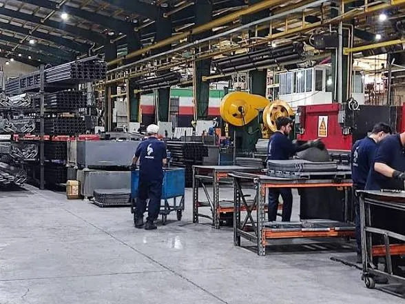 رفع مانع فعالیت تجاری واحدهای تولیدی صادرات‌محور