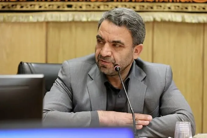تاکید بر نقش مدارس در تقویت هویت ملی و اسلامی دانش‌آموزان