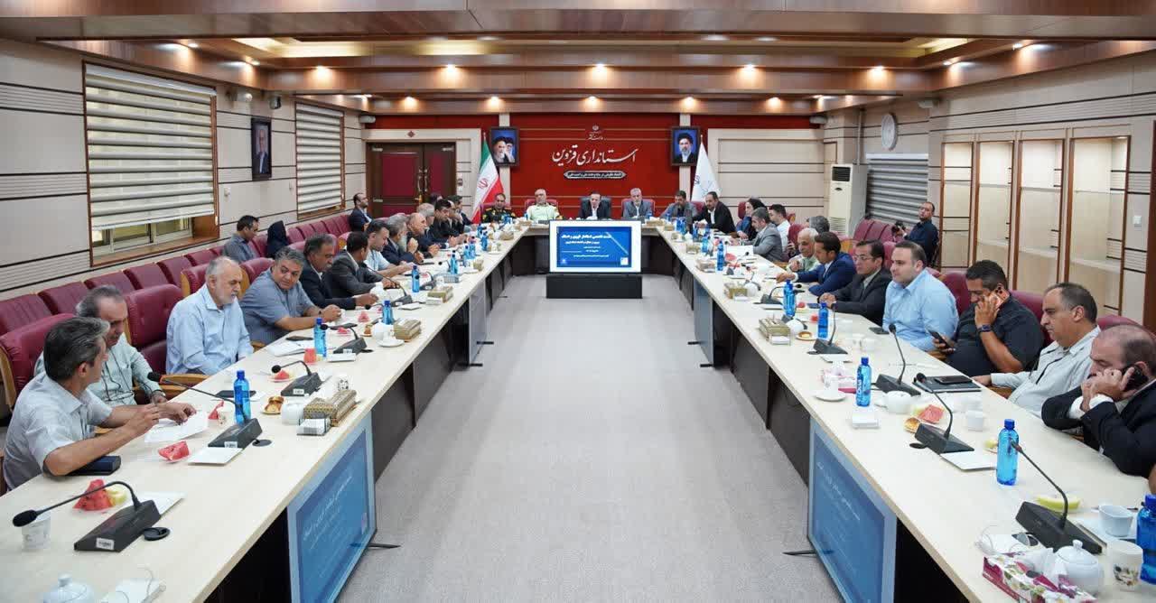 ۹۱.۵ درصد مودیان صنفی قزوین مالیات صفر پرداخت کردند ۹۱.۵ درصد مودیان صنفی قزوین مالیات صفر پرداخت کردند