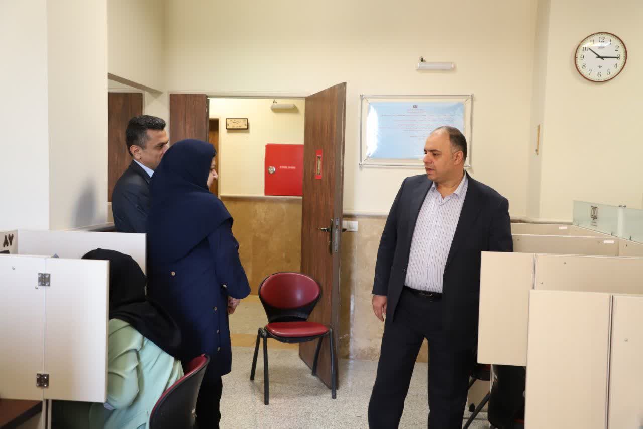 بازدید سرپرست دانشگاه علوم پزشکی قزوین از آزمون گواهینامه و دانشنامه تخصصی و فوق‌تخصصی پزشکی 
