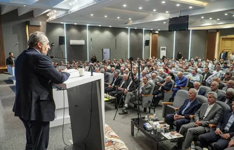 فرش دستباف تبریز باید به جایگاه واقعی خود در اقتصاد و دیپلماسی اقتصادی بازگردد