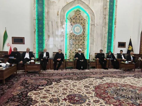 تصویب ۹ طرح تسهیل سفر زائران خارجی به مشهد در کارگروه امام رضا (ع) به ریاست عراقچی