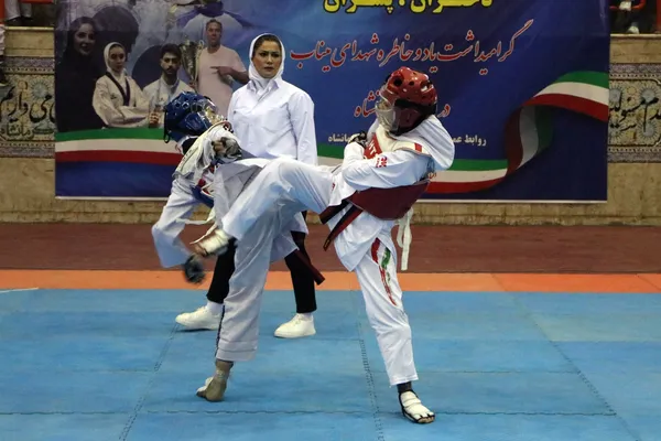 مسابقات تکواندو لیگ نونهالان دختر در کرمانشاه