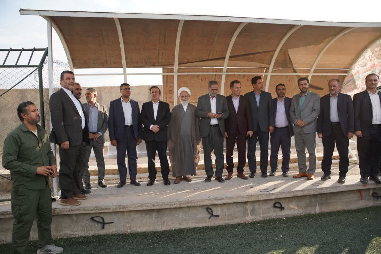 بهرهبرداری از ۲ زمین چمن فوتبال در بوئینزهرا همزمان با هفته دولت بهرهبرداری از ۲ زمین چمن فوتبال در بوئینزهرا همزمان با هفته دولت