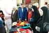 حضور استاندار گیلان در افتتاح بازارچه نیکوکاری چتر مهربانی/برنامه ریزی ۱۶ غرفه از محصولات بومی و محلی استان گیلان