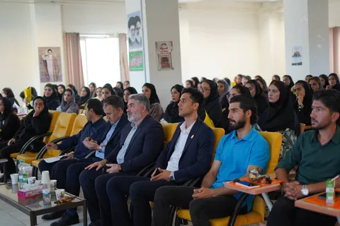 بوت‌کمپ کارآفرینی جوانان در پارس‌آباد/ ۱۹ سرفصل آموزشی برای ورود به بازار کار