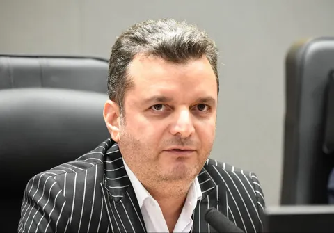 اعلام آمادگی فدراسیون گلف از تجهیز و آموزش ورزشکاران این رشته در تمام شهرستان‌های البرز