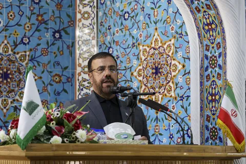 استاندار فارس: انسجام و اتحاد امت اسلامی، سدی در برابر توطئه‌های دشمن است